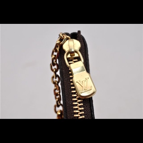 SOLD - Authentic Louis Vuitton keychain card pouch - Picture 6 of 16